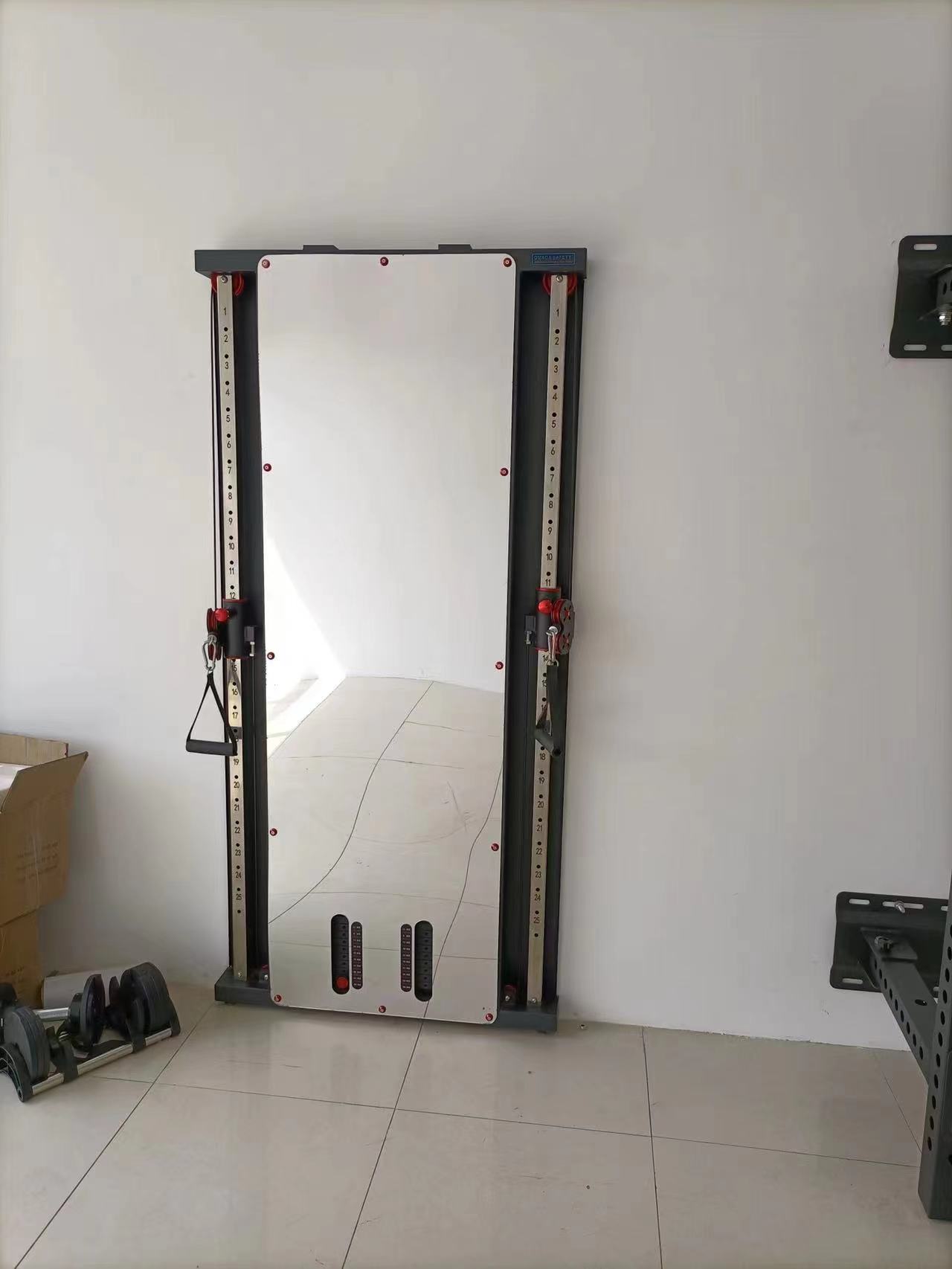 Home Gym Smith - เครื่องออกกำลังกายแบบสมิธแมชชีนติดผนัง แบบสองฟังก์ชั่น สำหรับฝึกดึงข้อศอกขึ้นและลง เครื่องออกกำลังกายที่บ้านยอดนิยม