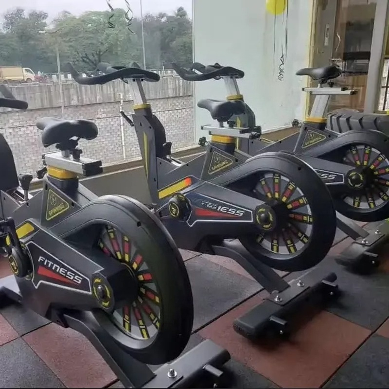 จักรยานปั่นออกกำลังกายในร่มแบบ - Home Gym Fitness บทวิจารณ์และราคา